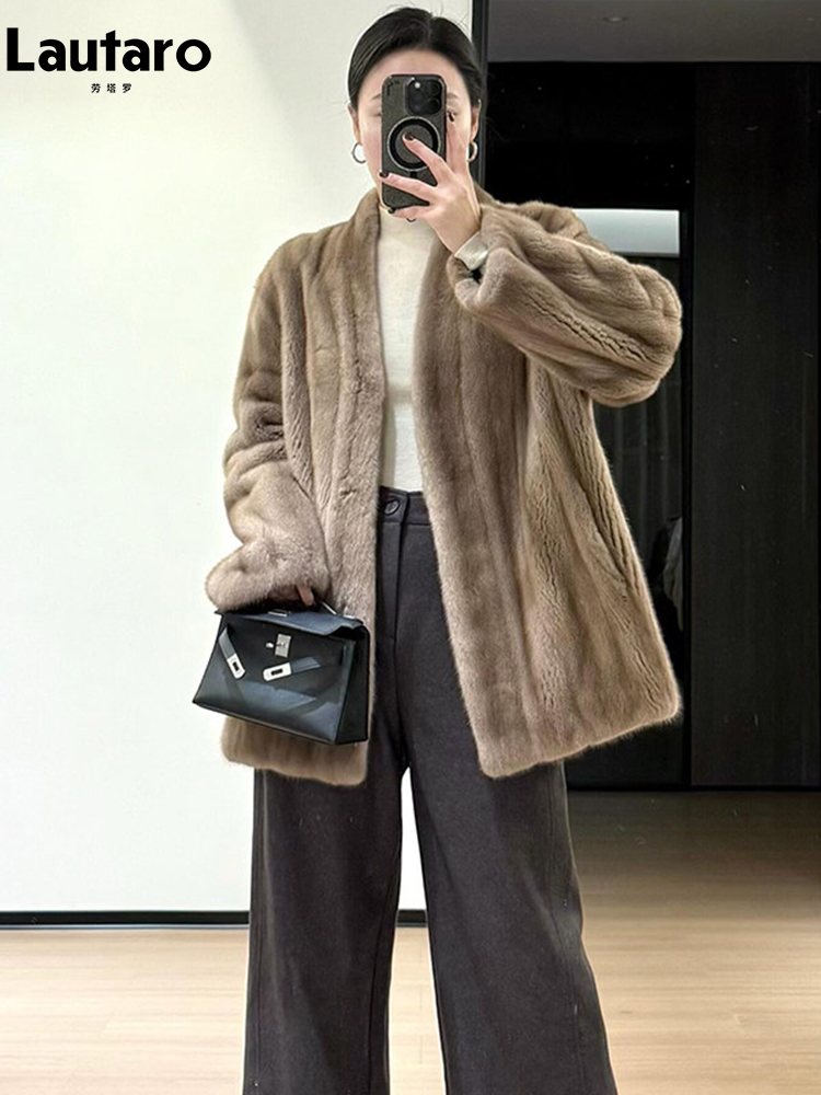 Winter Clothing Trends 2026 - Пальто Lautaro из искусственного меха норки,