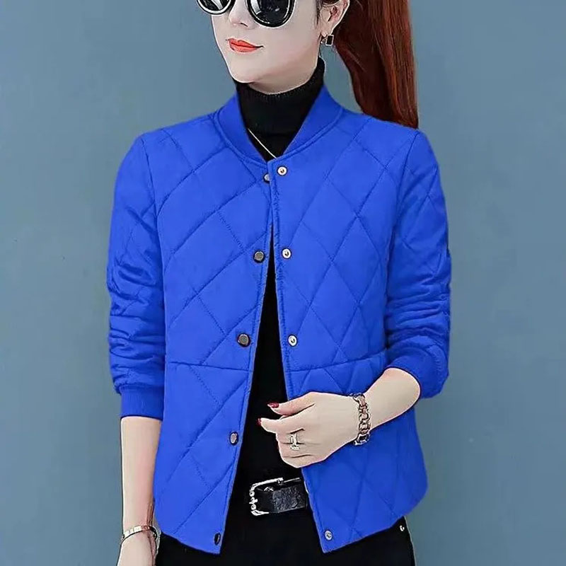 Новая женская утепленная куртк – обзор и цена Winter Clothing Trends 2026