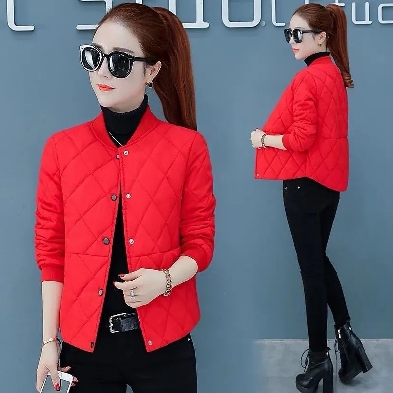 Новая женская утепленная куртк – обзор и цена Winter Clothing Trends 2026