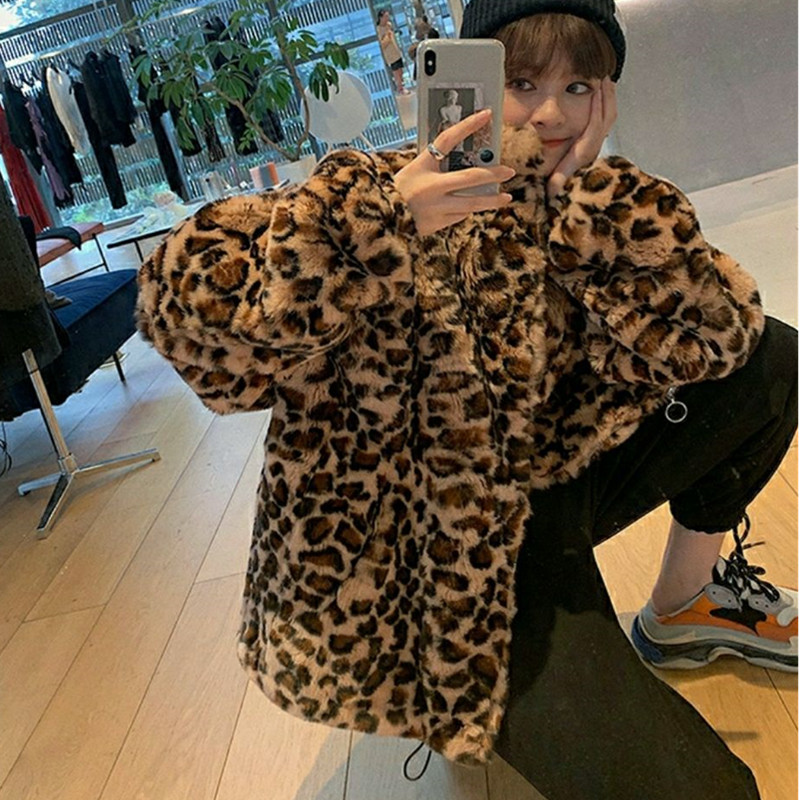 Зимняя женская куртка с леопар – обзор и цена Winter Clothing Trends 2026